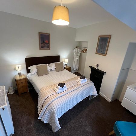 Dolly Waggon Guest House Keswick  Exterior photo
